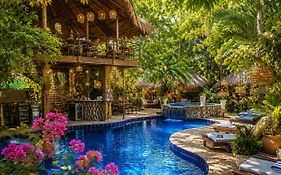 Sundaras Infinity Jungle Resort & Spa
